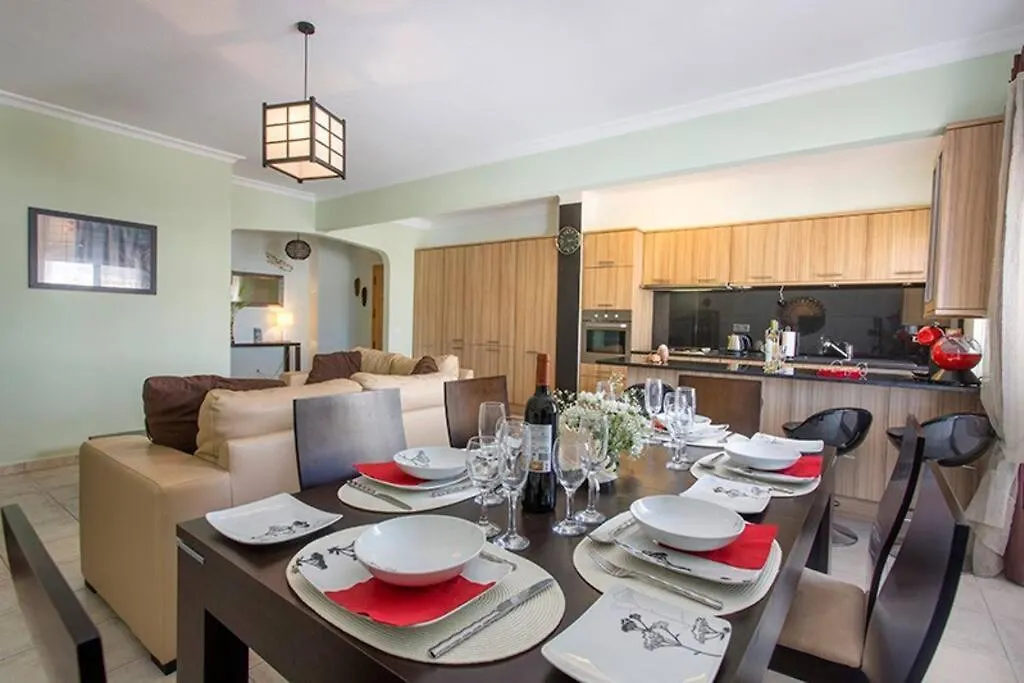 By The Beach Duplex Apartment, Armacao De Pera, Algarve - Portugal